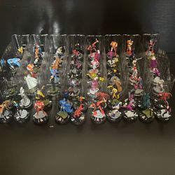 Heroclix Lot of 60 Figures