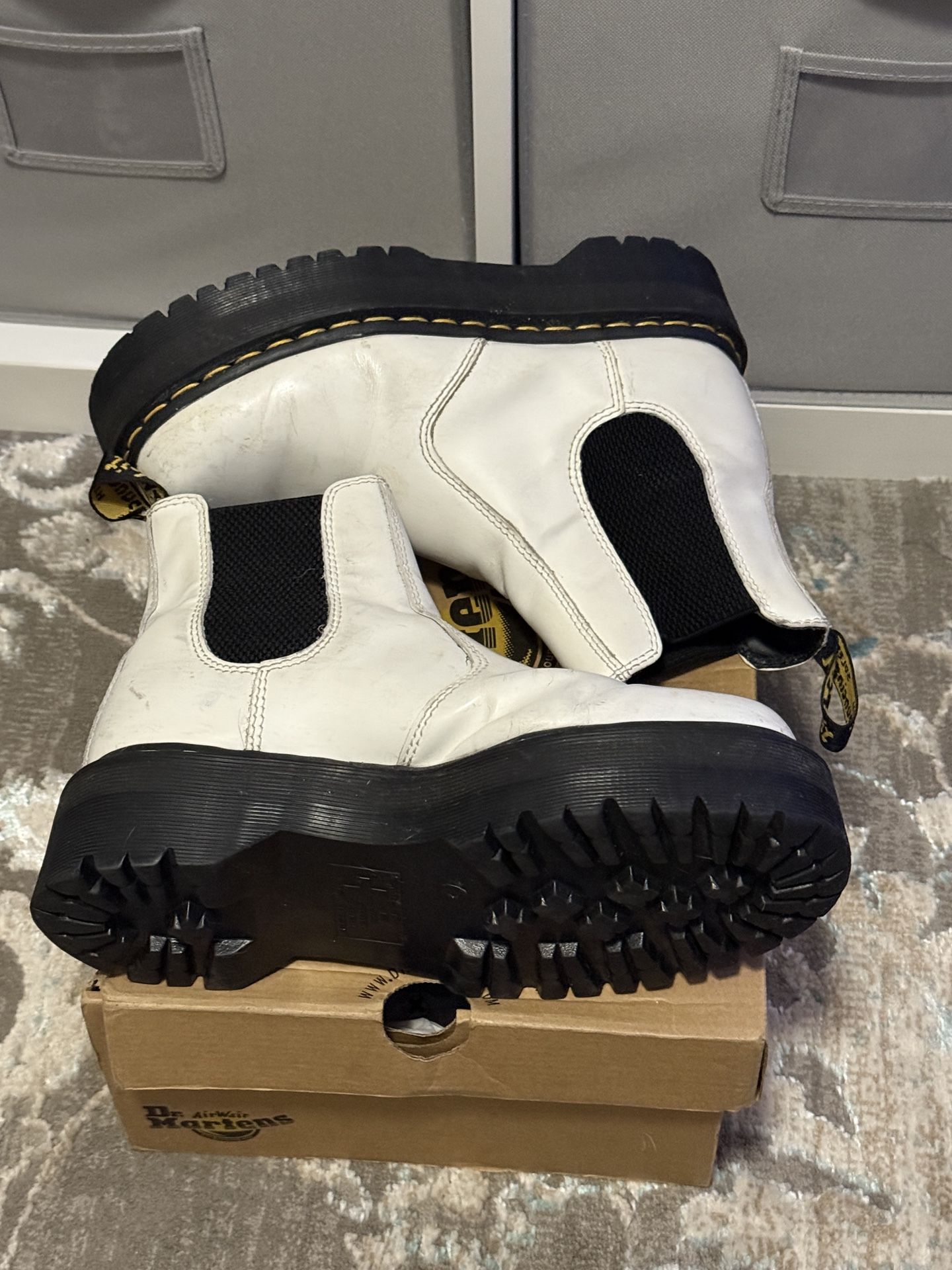 Dr Martens White Chelsea Boot Platform Size 7