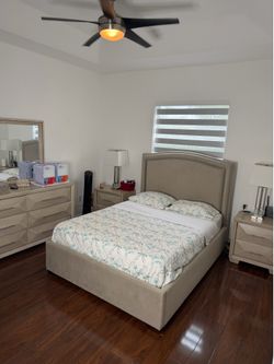 Queen bed with mattress