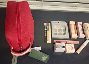 Makeup + Travel Bag!