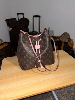 FOR SALE: Noe Purse