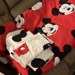 Mickey Bedspread & Sheet Set