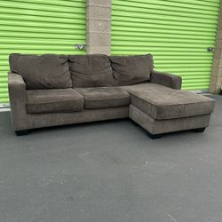 Beautiful Macy Sofa With Reversible Chaise (Delivery Available)
