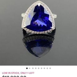Gemstone Blue Ring With Diamonds 