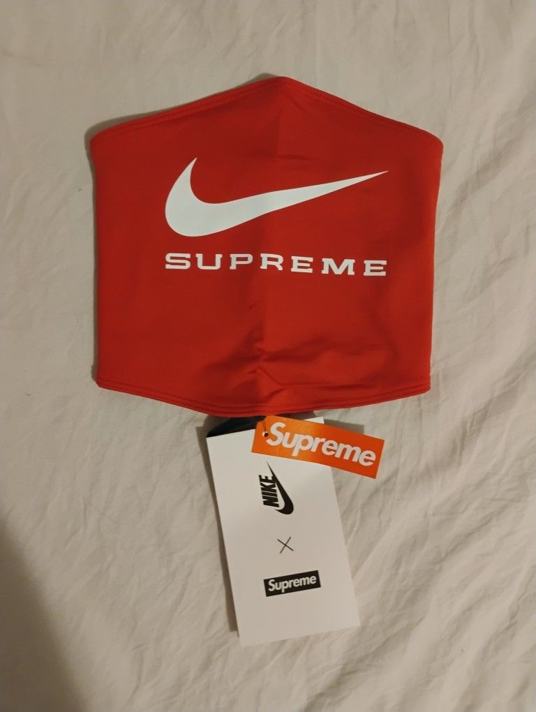 Supreme Nike Neck Warmer Red One size