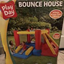 Bounce House Inflatable 