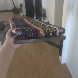 Wall Mounted Cat Shelf