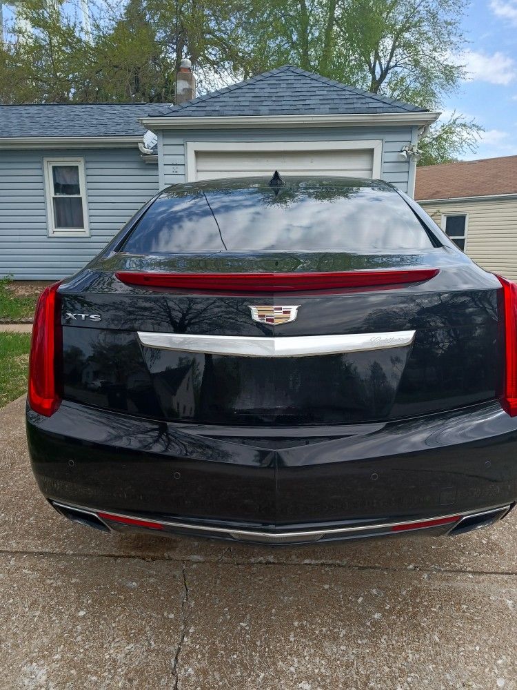 2017 Cadillac XTS