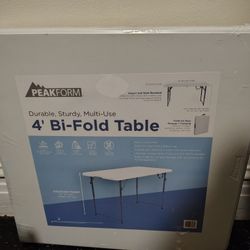 4' Bi-fold Table