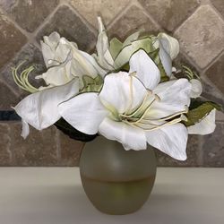 Silk flowers with container High Quality