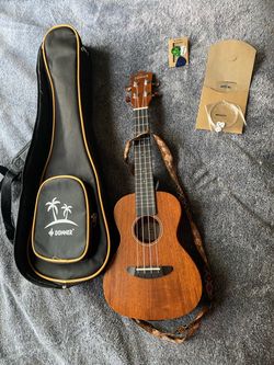 Donner Ukulele Duc 1 With Carrying Case
