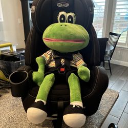 Graco “Grows4Me” 4-in-1 Car Seat - 60% Off New Price