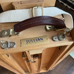 Jullian Paris Half Easel