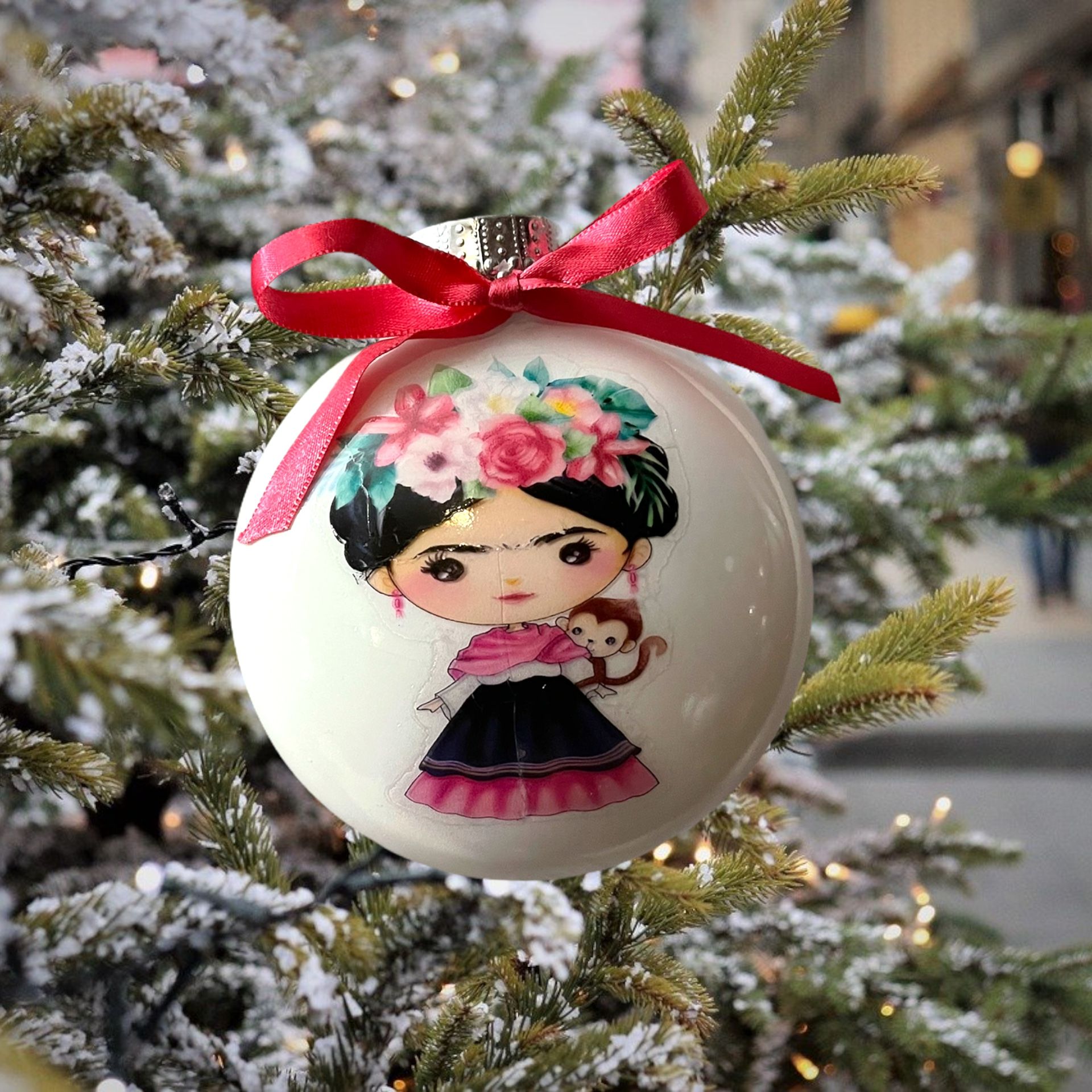 Frida Kahlo White Ornaments (Set Of 2)