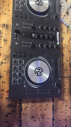 Mixtrack 3 All-in-one Controller Solution for Virtual DJ