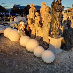 Concrete Ball Sphere / Cement Garden Balls Backyard Patio Spheres / Concrete Orbs