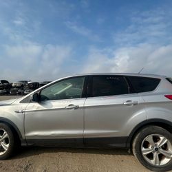 2015 FORD ESCAPE...SOLO PARTES...ONLY PARTS..8,3,2-5,4,0-1,3,3,3 EL TOPO..GARRY.S 