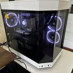 cyber power 13900kf, 4070, Z790, 16gb Ram 2 Tb nvme