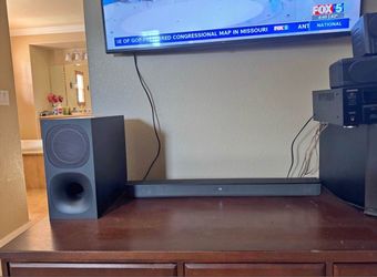*****Like New Sony HT-SC40 Soundbar and Wireless Subwoofer*****