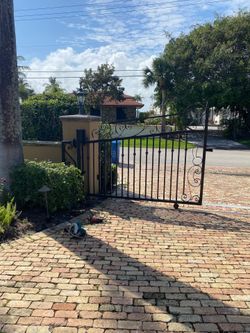Electric gate noisy or moving uneven? Chain, motor, sensors, and full gate issues