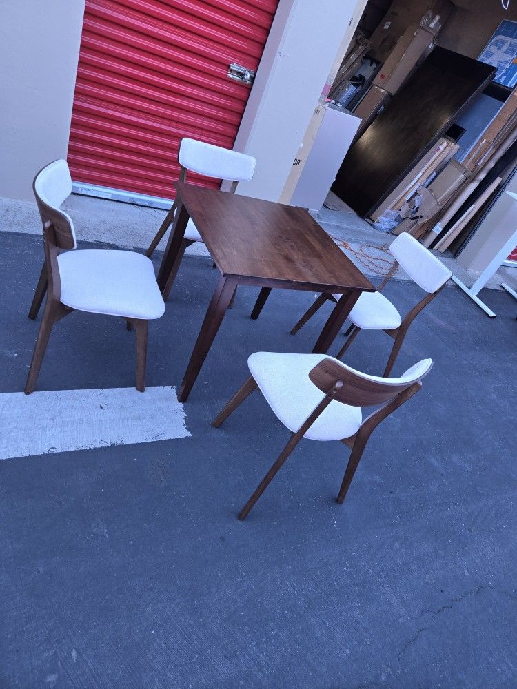 5 Piece High End Dinning Set