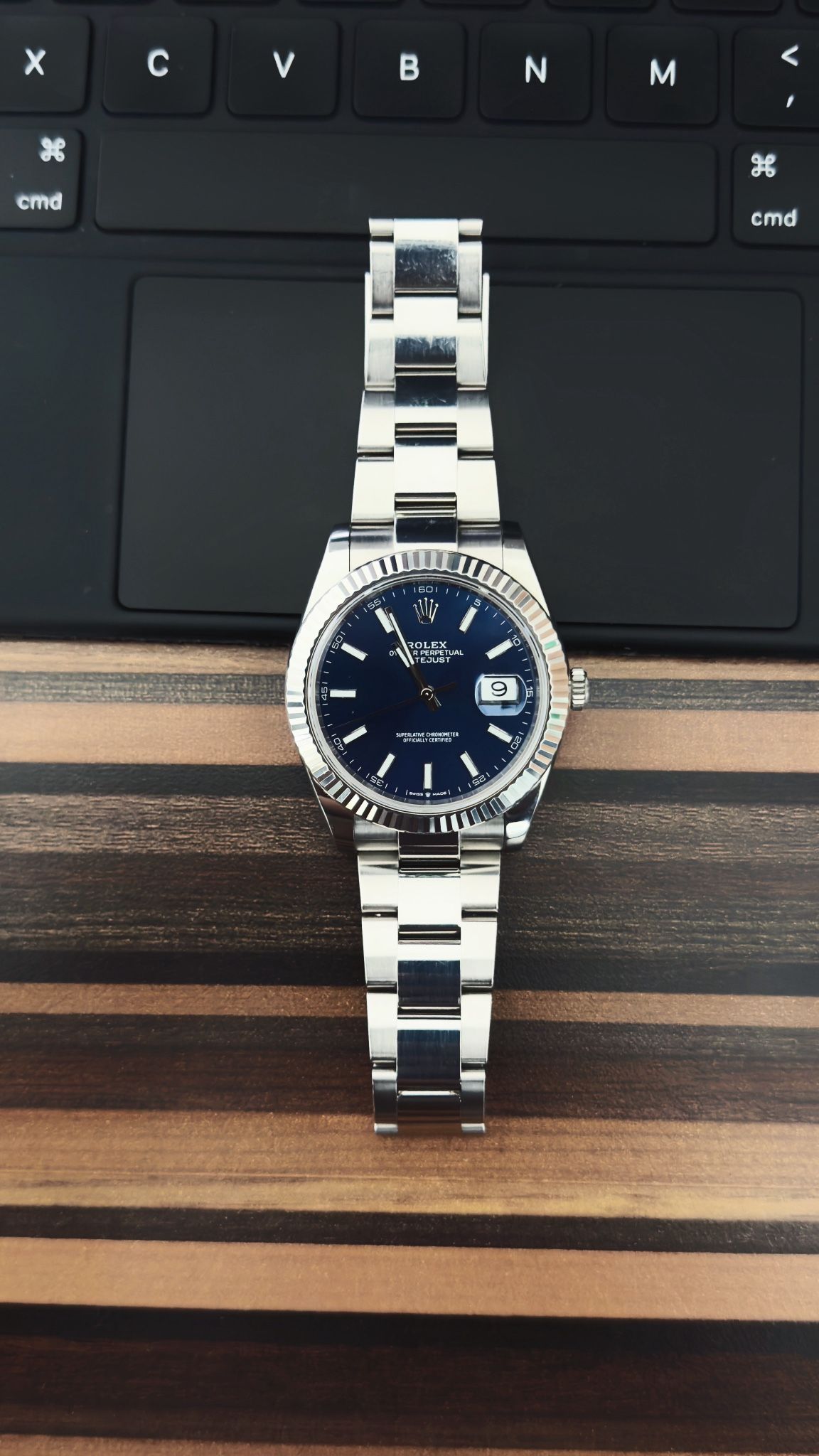 ROLEX DATEJUST 41MM FLUTED BEZEL BLUE INDEX DIAL OYSTER