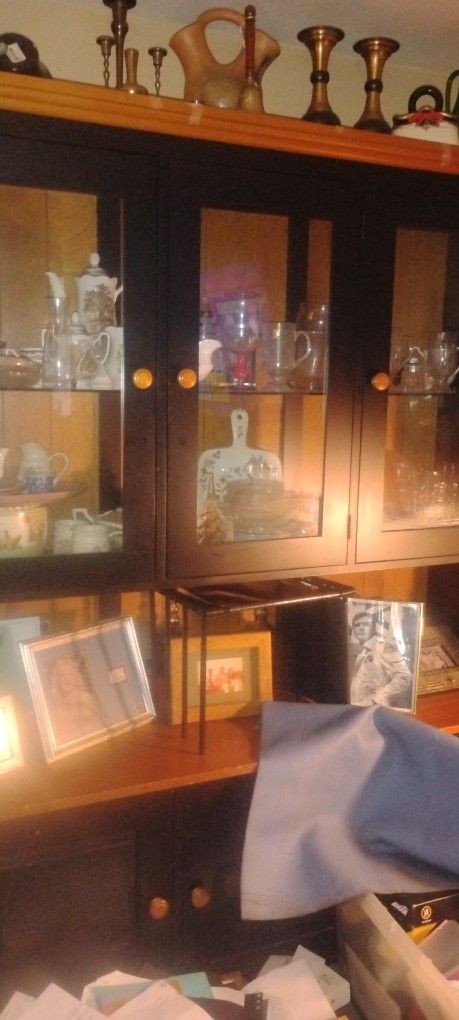 Hutch With Misc Glass/ Crystal