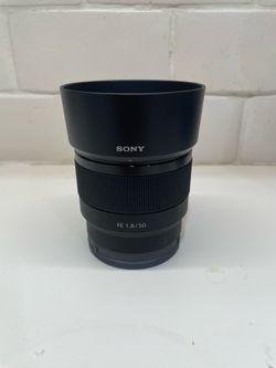 Sony Full Frame 50mm F1.8 prime lens