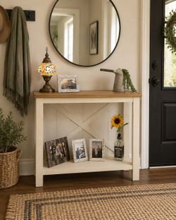🌸🩷 Farmhouse White Entry Way Table--READ THE AD