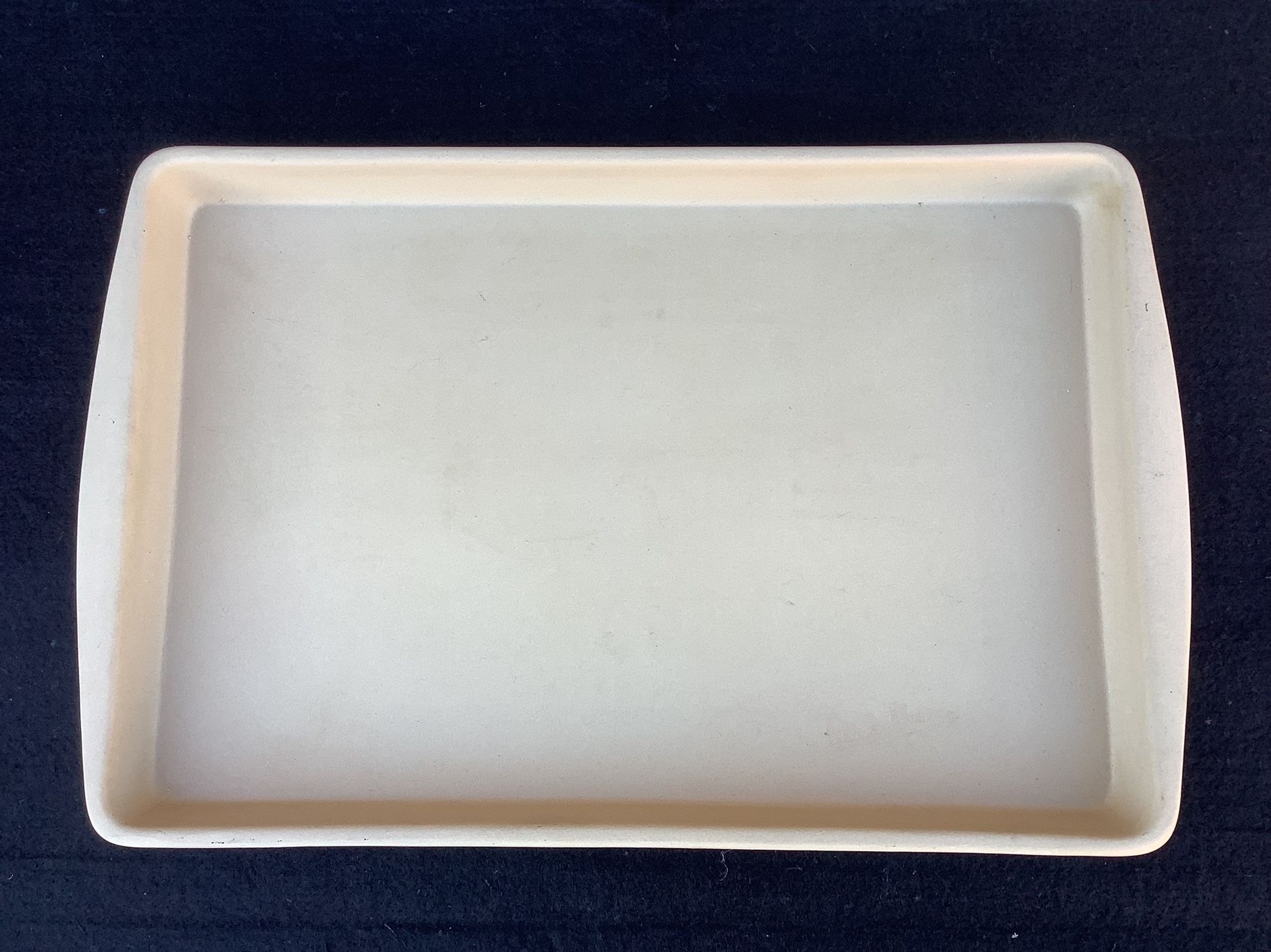Pampered Chef Stone Bar Pan - Item #100384, 16” x 11 3/4” - Like New