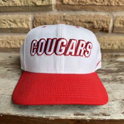 (OSFA) University of Houston UH Cougars Nike SnapBack Hat Red White