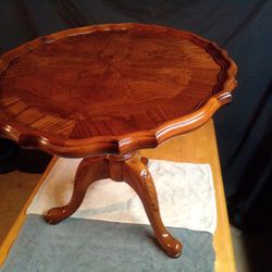 Antique Pie Crust Pedestal Table 