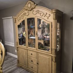 China hutch cabinet