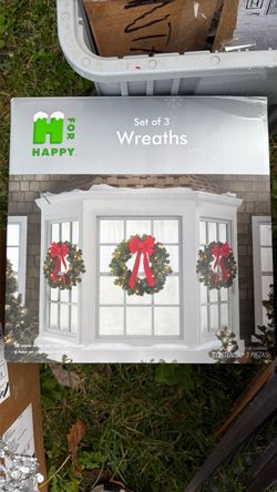 Christmas Wreaths 3