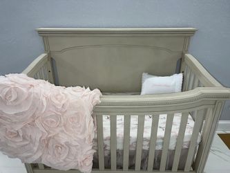 Crib for sale