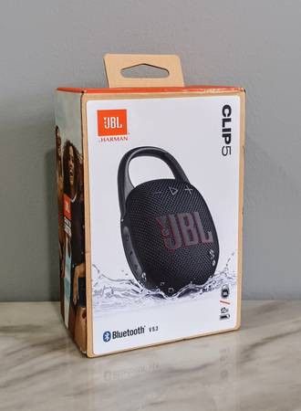 JBL - Clip 5 Portable Bluetooth Speaker (New)