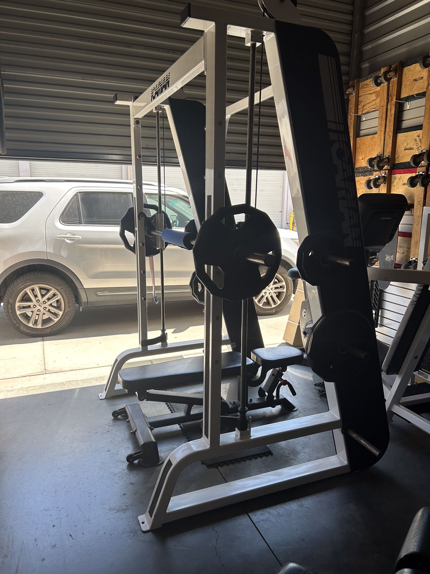 Exercise Equipment, Icarian Club Line Commercial Smith Machine