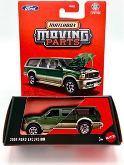 Matchbox 1:64 Scale Diecast Model - 2004 FORD EXCURSION (Moving Parts)