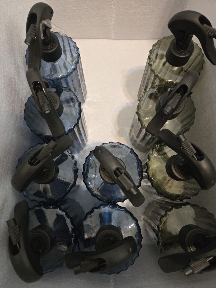 $5 for 10 Glass Spray Bottles – Stylish & Reusable!