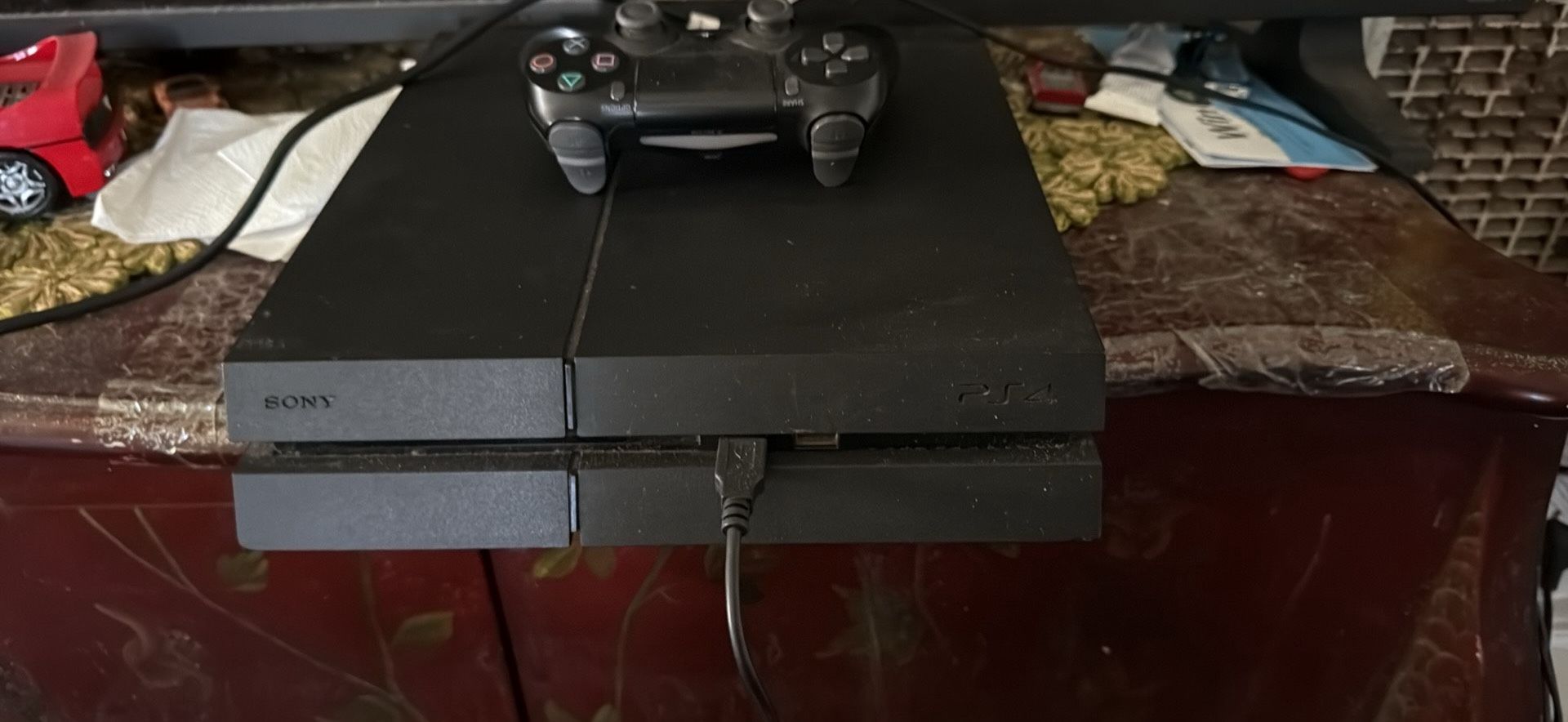PS4