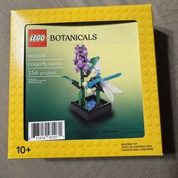 Lego Botanicals Dragonfly Garden