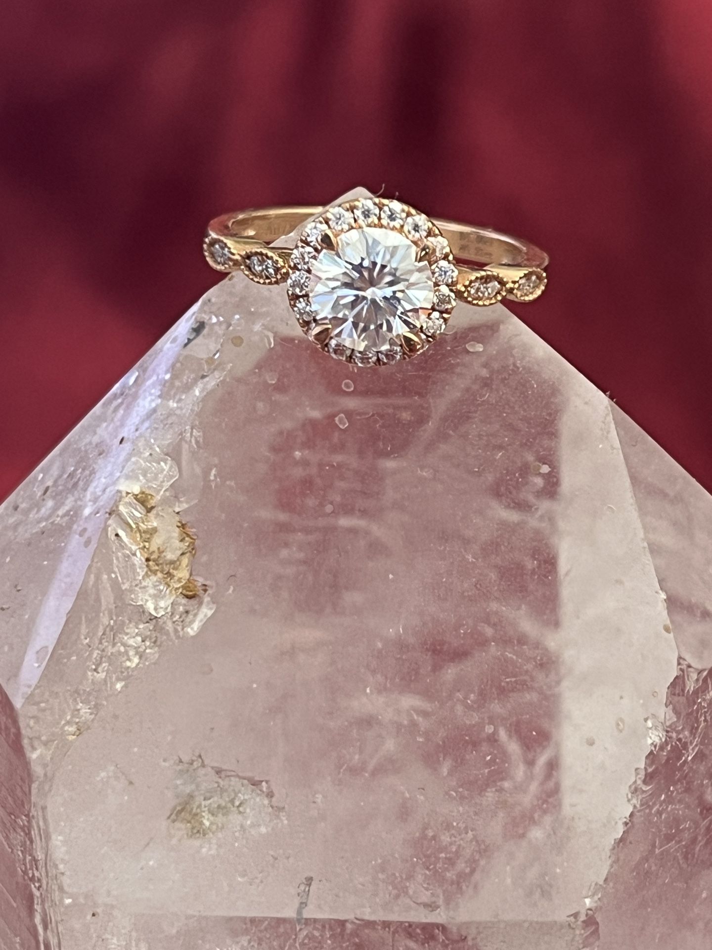 1 CT D Color Moissanite Halo Ring Au750