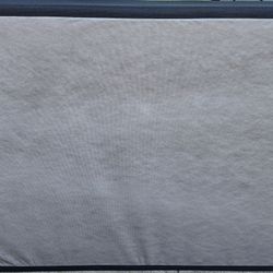 Sealy Queen Foundation 