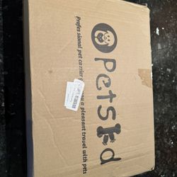 Selling Petskd top-expandable pet carriers