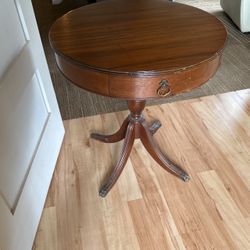 Brandt Antique Accent Pedestal Table 