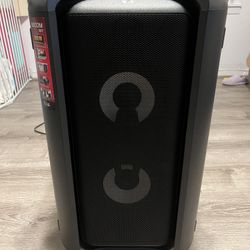 LG RK7 Bluetooth Speaker