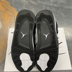 Jordan 4s White Thunder 