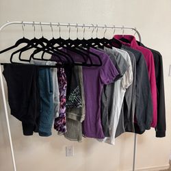 Women’s Athletic Wear Clothing Bundle Size Small 14 items