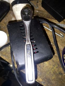 Ratchet wrench handle