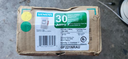 Siemens 30 Amp Enclosed Switch GF221NRAU